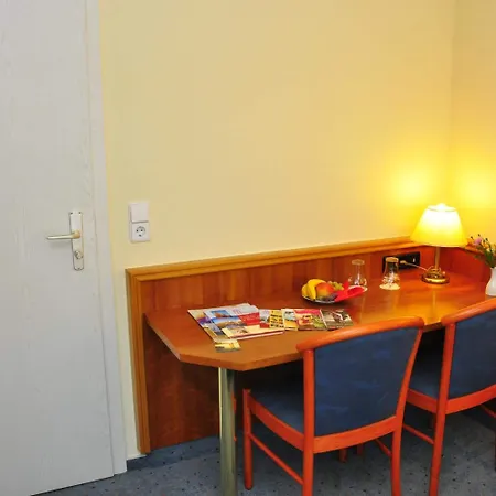 Brocki's Hotel Stadt Hamburg-3