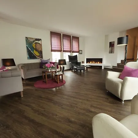Romantik Hotel Neuhaus-2