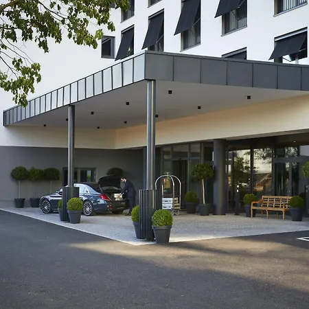 Infinity Hotel & Conference Resort Munich-3