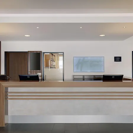 Holiday Inn Express Bremen Airport By Ihg-3