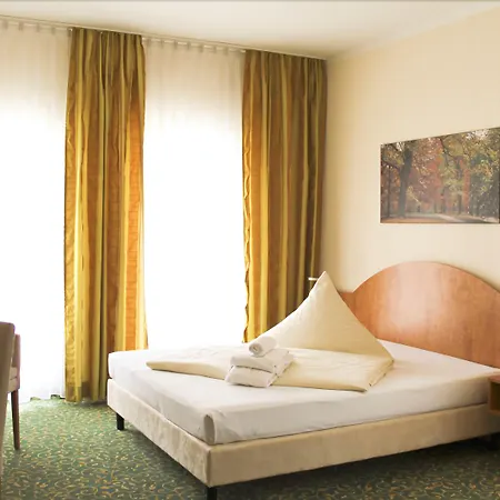 Kulturhotel Fuerst Pueckler Park-2
