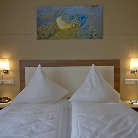 Hotel Friesische Wehde-3