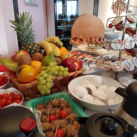 Hotel Garni Julia-3