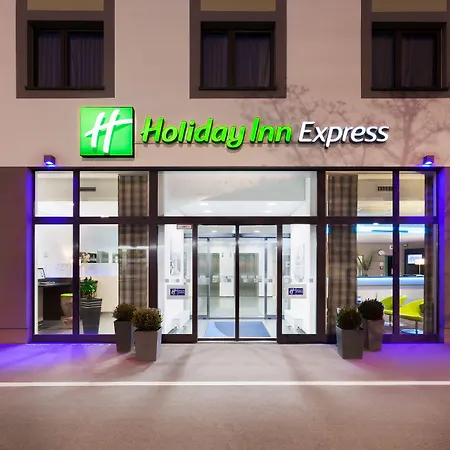 Holiday Inn Express Augsburg By Ihg-3