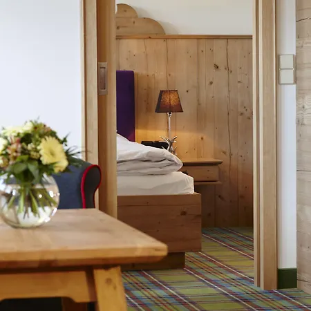 Relais&Châteaux Gut Steinbach Hotel Chalets SPA-2