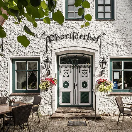 Hotel Pharisäerhof - DAS Hundehotel auf Nordstrand mit Restaurant und Café-3