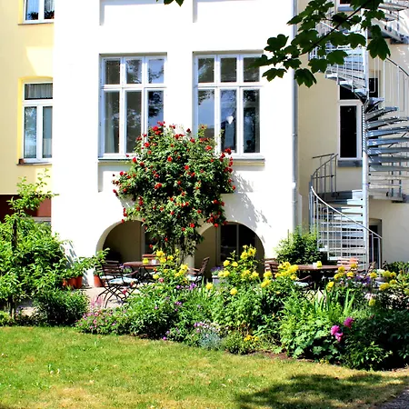 The Avalon Hotel - Altstadt Schwerin-2