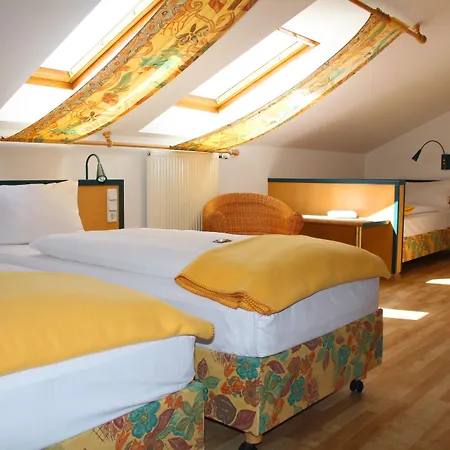 Hotel Am Quellberg-3