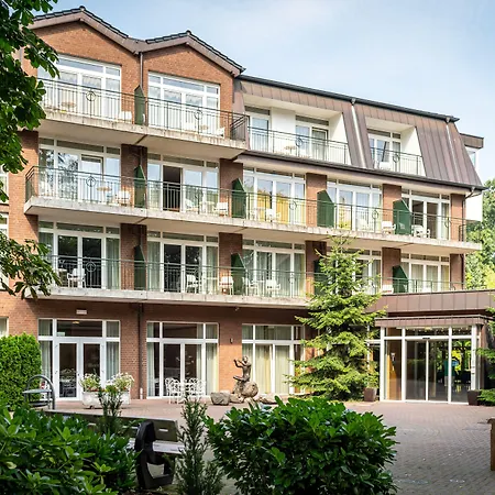 Waldhotel Tannenhäuschen-2