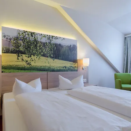 Garden Hotel-2