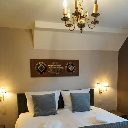 Villa Burgau B&B-3