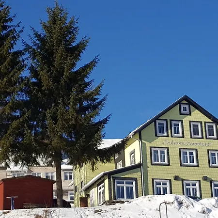 Hotel Schoene Aussicht-2