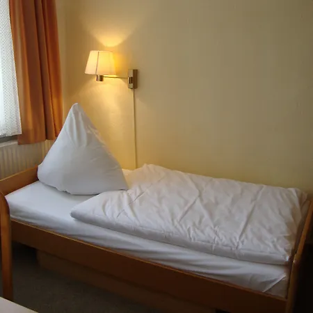 Apart Hotel Sarstedter Hof-3