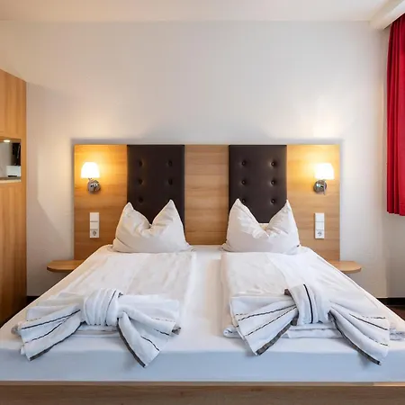Hotel Rössle Berneck-2