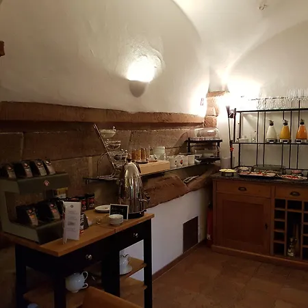 Alter Winzerhof Weisenheim am Berg e.K.-2