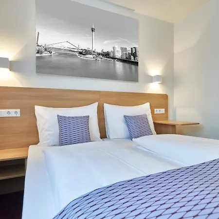Mcdreams Hotel Duesseldorf-City-2