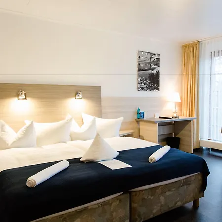 Friesen Hotel-3