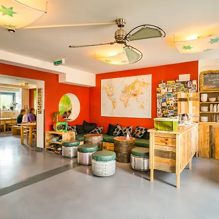 Babelfish Hostel-3