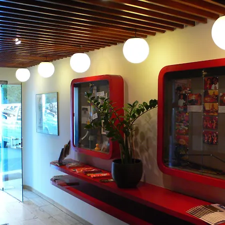 Hotel Meran Hallenbad & Sauna-2