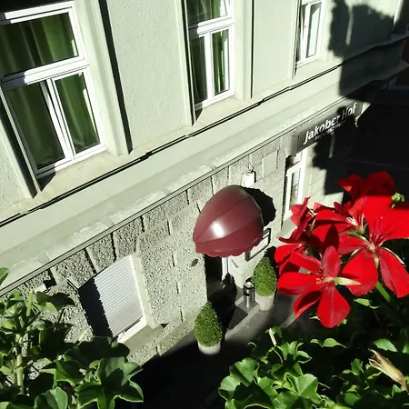 City Hostel-3