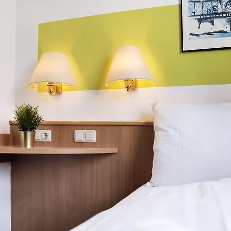 bp24 Hotel Aachen-3