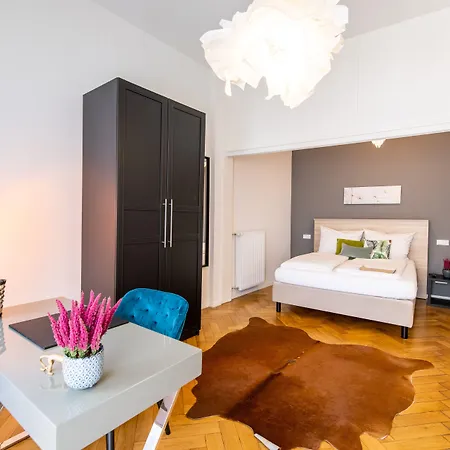 Luxstay Bad Nauheim - Self-Check-In-2
