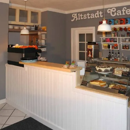 Altstadt Cafe-2