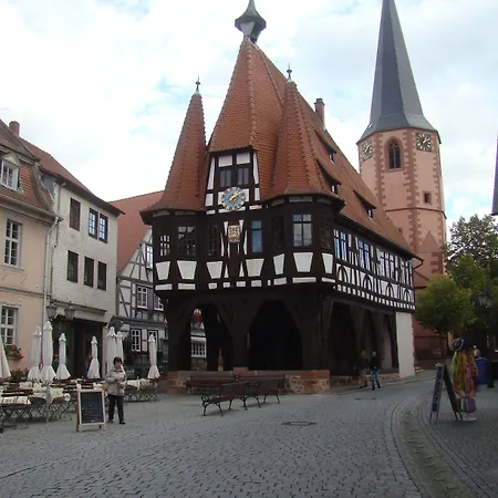 City Hotel Mark Michelstadt-3