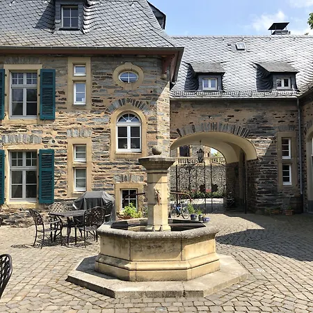 Schloss Lieser, Autograph Collection-3