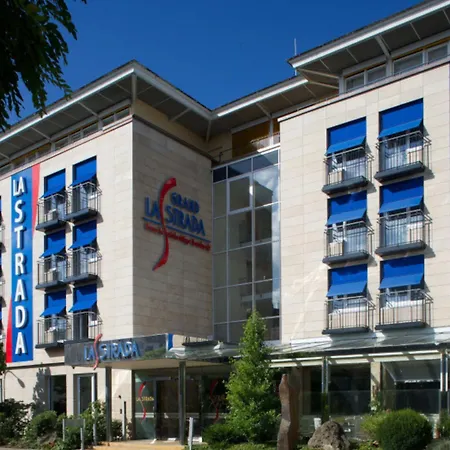 La Strada Hotel-2