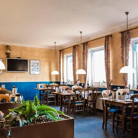 Logia Hotel Garni-3