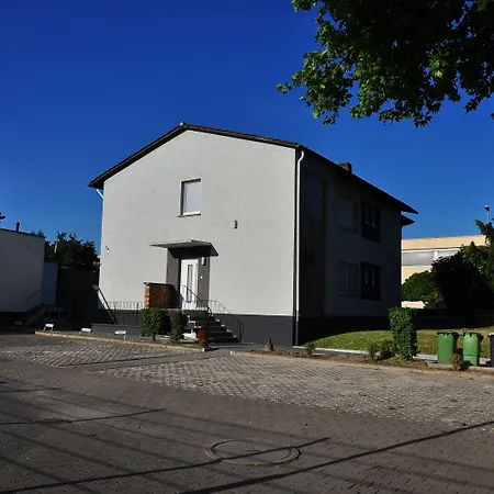 Weisenau Plaza-3