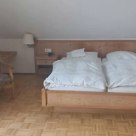 Hotel Pension Am Engelsberg-3