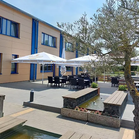 Sporthotel Neuruppin-2