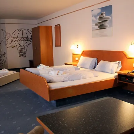 Waldhotel-Feldbachtal-2