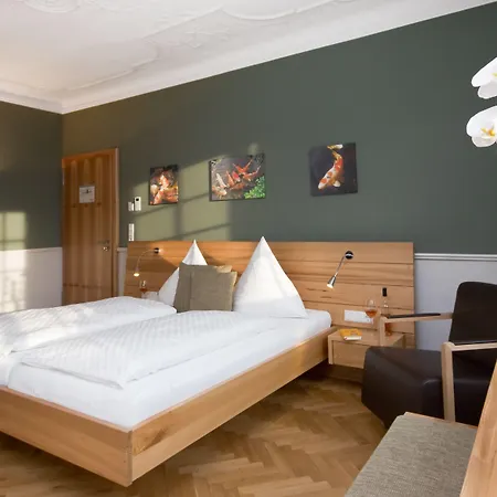 Hotel Der Löwen-2