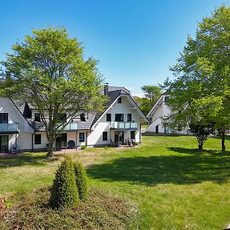 Strandresort Rex Rugia Ferienwohnung 13-5 mit Sauna- und Schwimmbadnutzung im AHOI Sellin-2