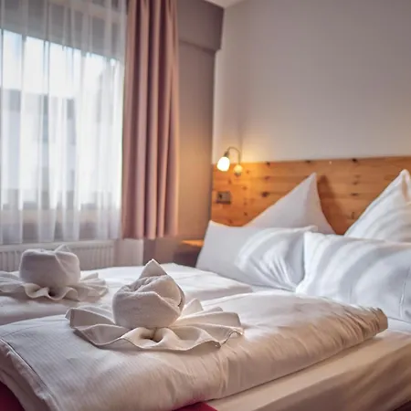 Luna Inn Stuttgart City-3