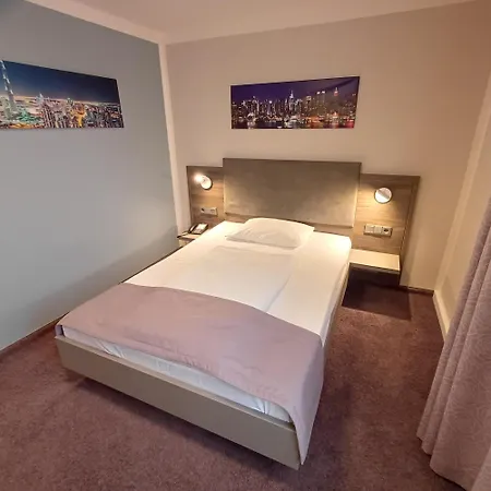 Trip Inn Posthotel Dueren-3