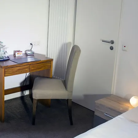 Hotel Am Theaterplatz-3