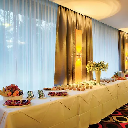 Leonardo Hotel Hannover Airport-2