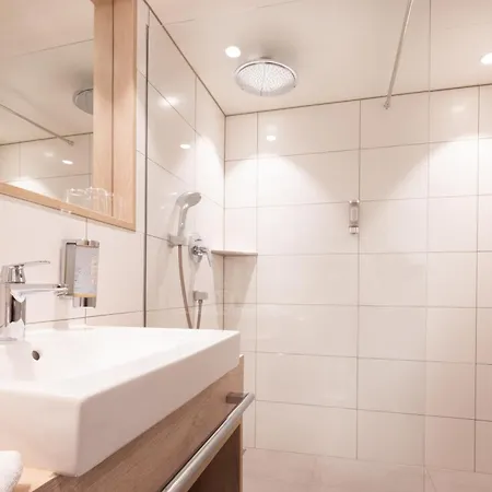 Hotel Traube am See-3