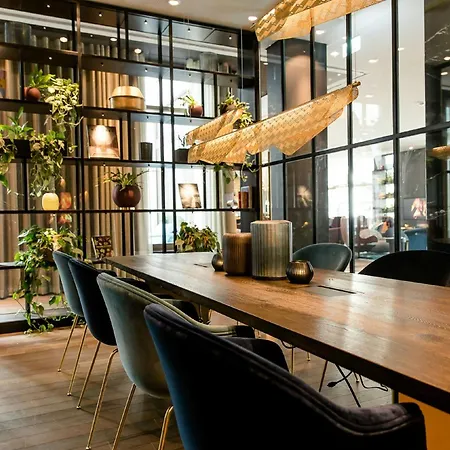 Motel One Aachen-3
