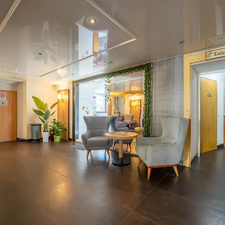 Alpina Löwen Hotel-3