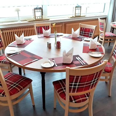 Land-gut-Hotel Zum alten Forsthaus-3