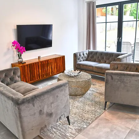 Villa LEVANTE in Binz - Gartenwohnung mit Kamin, Sauna, Terrasse-2