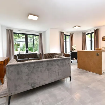 Villa LEVANTE in Binz - Gartenwohnung mit Kamin, Sauna, Terrasse-3