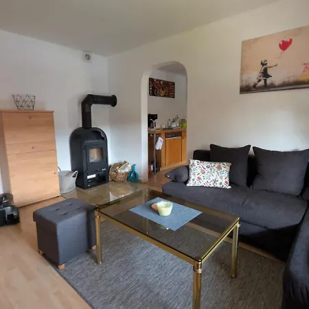 Schöne helle Ferienwohnung-3
