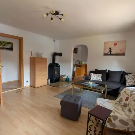 Schöne helle Ferienwohnung-2