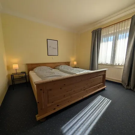 Hotel und Landgasthof Zum Bockshahn-2